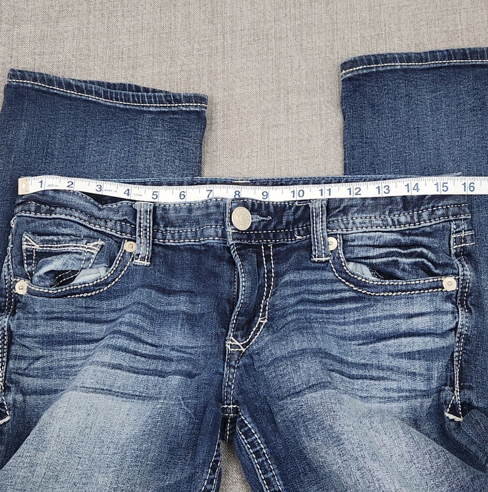 Express Barely Boot Low Rise Medium Wash. 6 Short - Picture 8 of 10